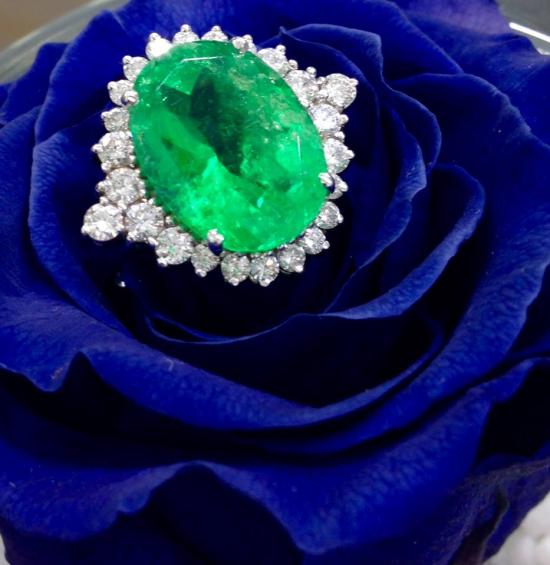 Important jewel with emerald Colombia