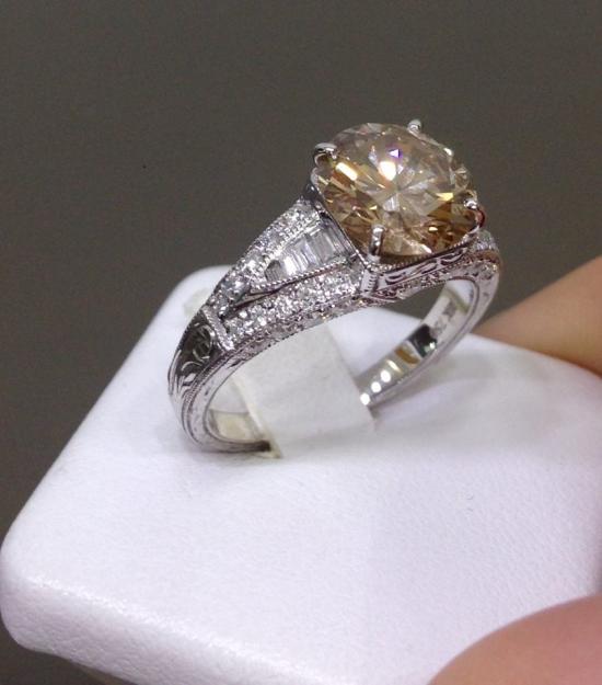 Solitaire ring with diamonds