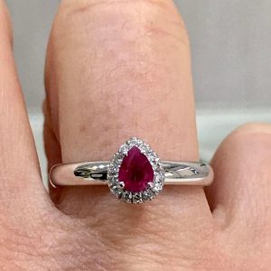 Anello con rubino a goccia - Image 2