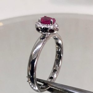 Anello con rubino a goccia - Image 3