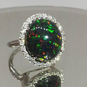 Anello con opale e diamanti - Image 2