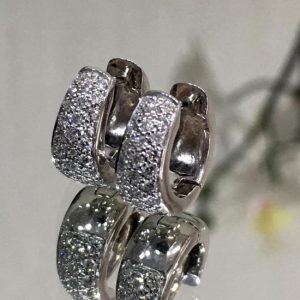 Orecchini a cerchio con diamanti - Image 3