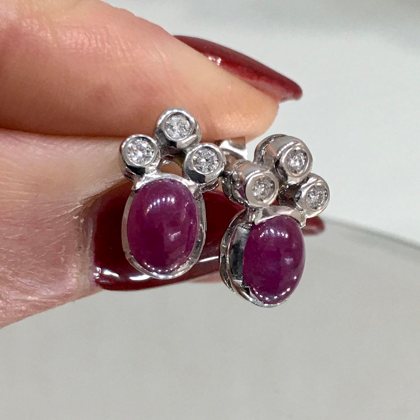 orecchini-con-zaffiri-o-rubini-cabochon-mg719-3