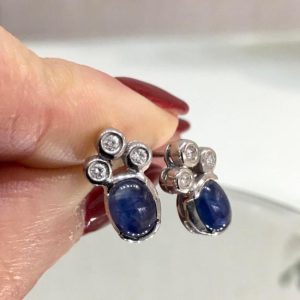 Orecchini a lobo con diamanti e gemme a scelta - Image 2