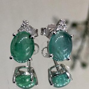 Orecchini a lobo con smeraldi cabochon e diamanti - Image 4