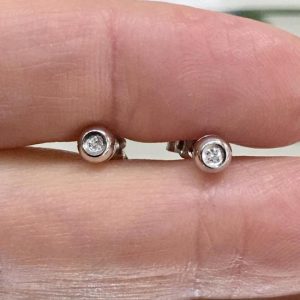 Orecchini a lobo con diamanti - Image 1