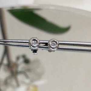 Orecchini a lobo con diamanti - Image 2