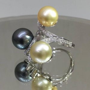 Anello trilogy di perle e diamanti - Image 2