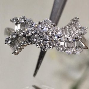 Anello fiocco con diamanti - Image 4